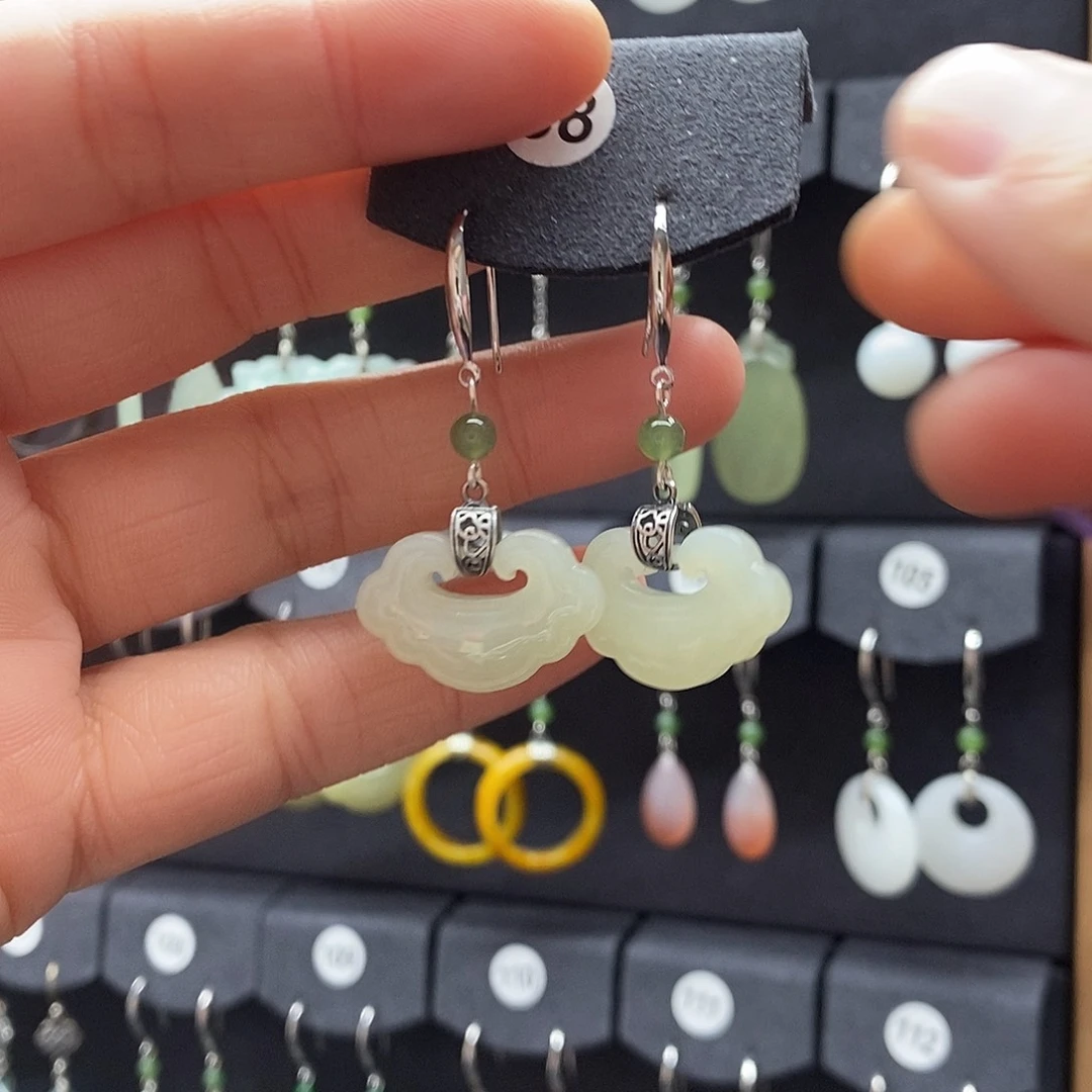 和田玉银S925镶嵌耳饰