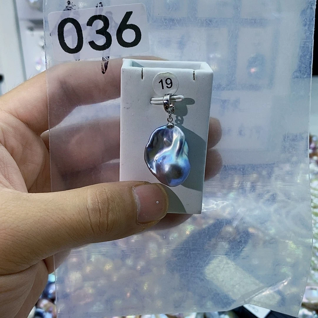 淡水珍珠合金颈饰