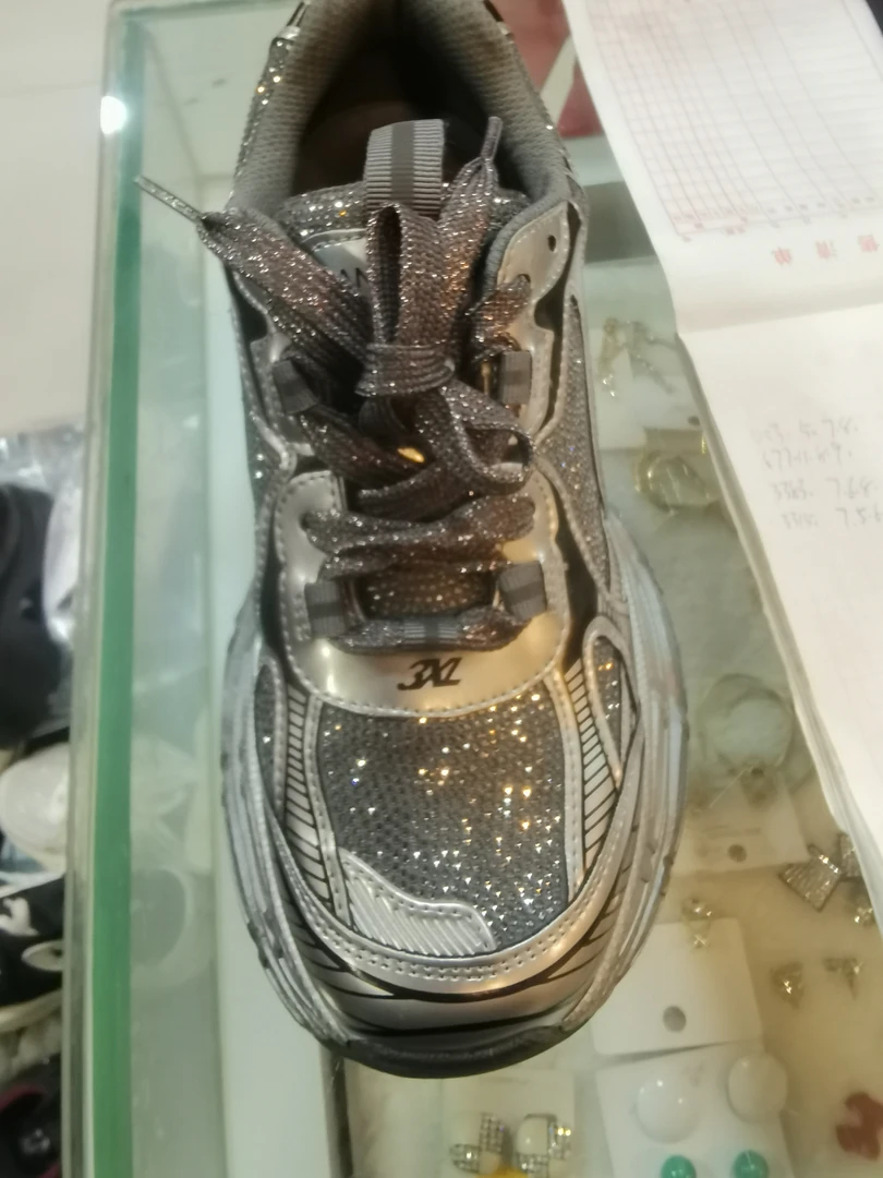 女休闲时尚老爹鞋