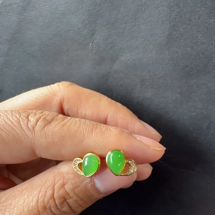 高***人和田玉（碧玉）银S925镀金镶嵌耳饰