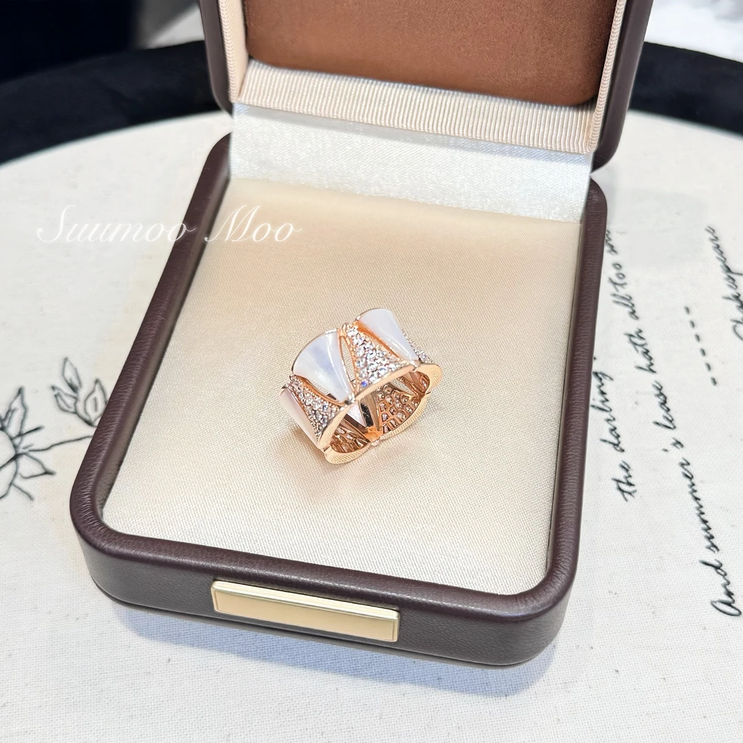 铜合金合成锆石戒指 法式高奢时尚白贝间钻戒指