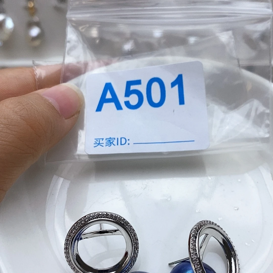 颈饰未镶嵌淡水珍珠