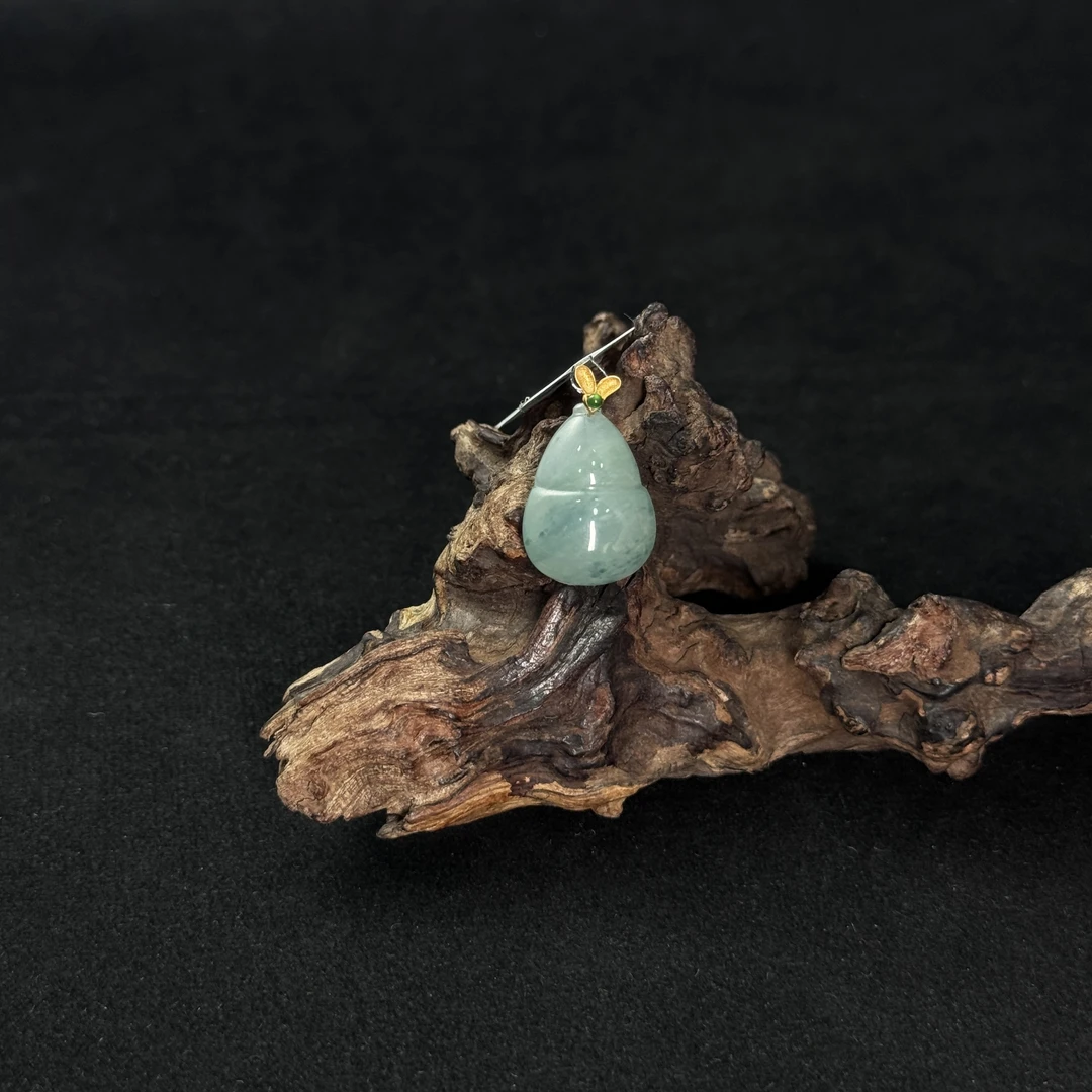 【诚翠拍品第一百一十四期午】翡翠59吊坠ZYy5049金