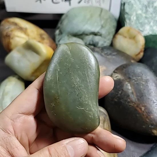 独***翁和田玉（糖玉）未镶嵌挂件