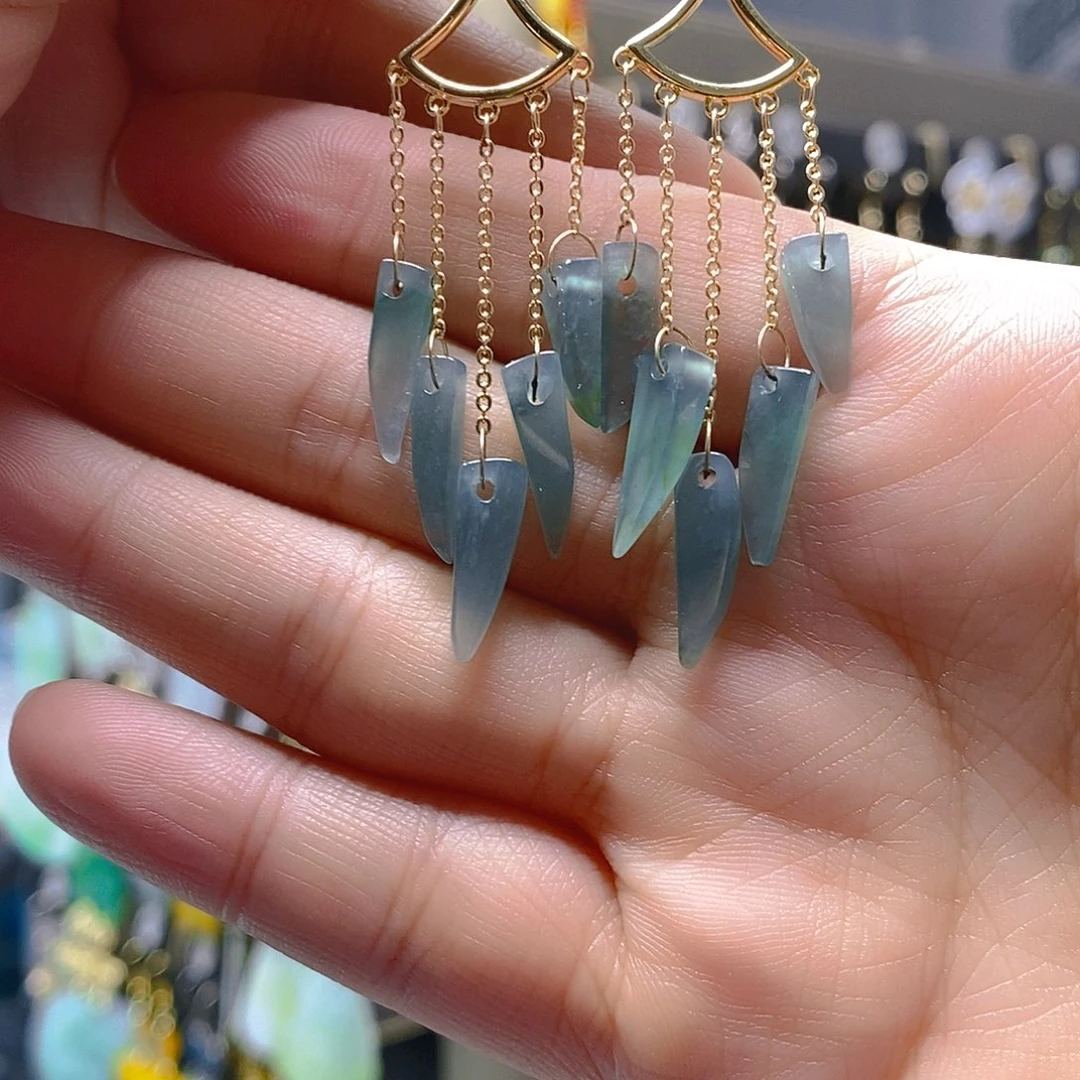 未镶嵌翡翠耳饰翡翠