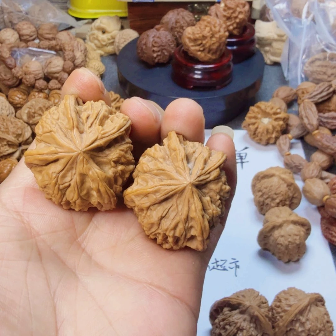 文玩核桃把件“****”玉玺四棱XS战警43