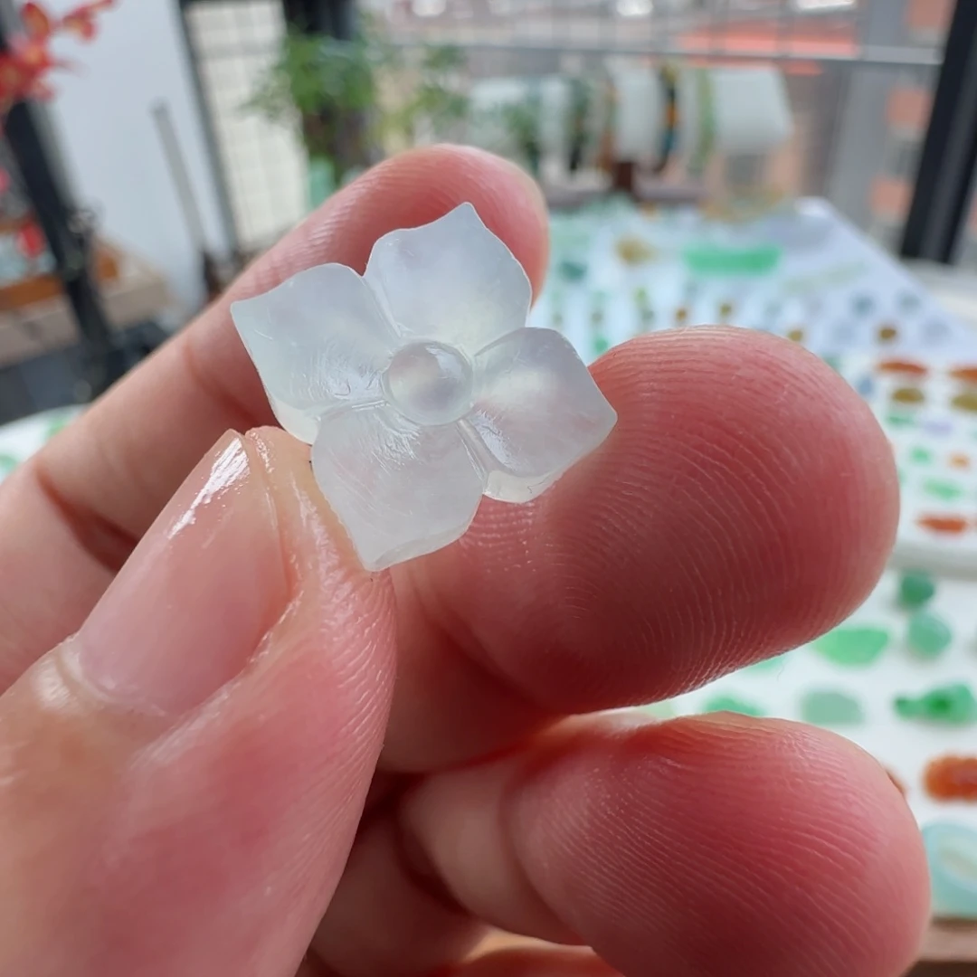 定制翡翠未镶嵌七****定制翡翠毛货不退不换