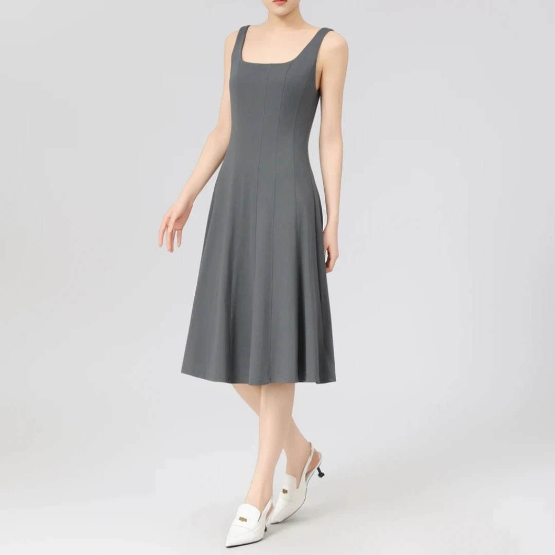 AMASS/阿玛施“骄人一等”经典优雅气质纯色无袖连衣裙5596546