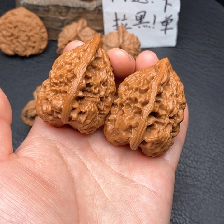 桃核把件官帽47一帆