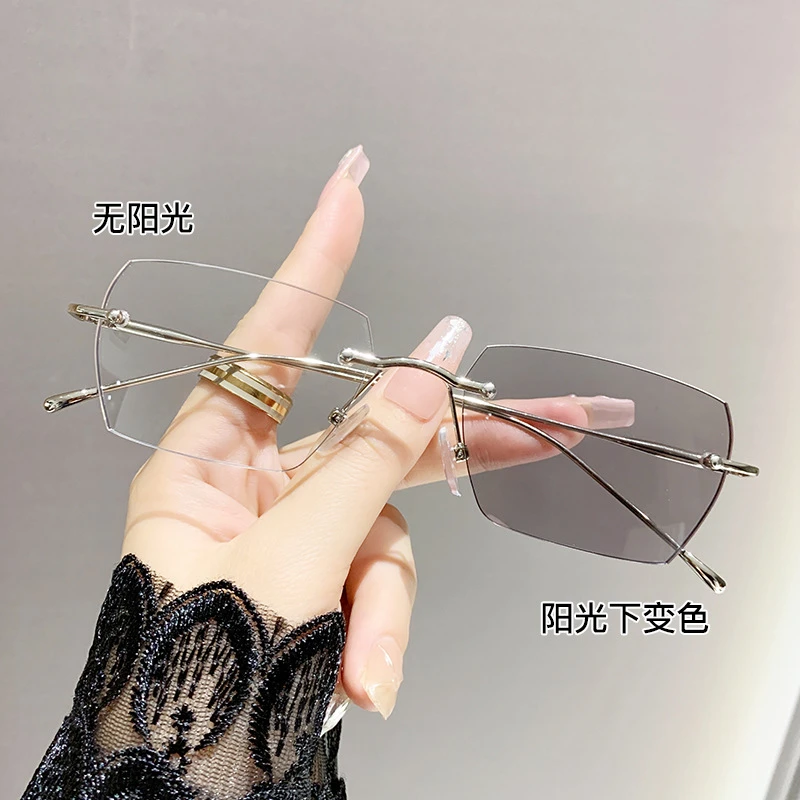 【新疆西藏包邮】变色防蓝光眼镜  钻石切边韩版超轻铜合金眼镜