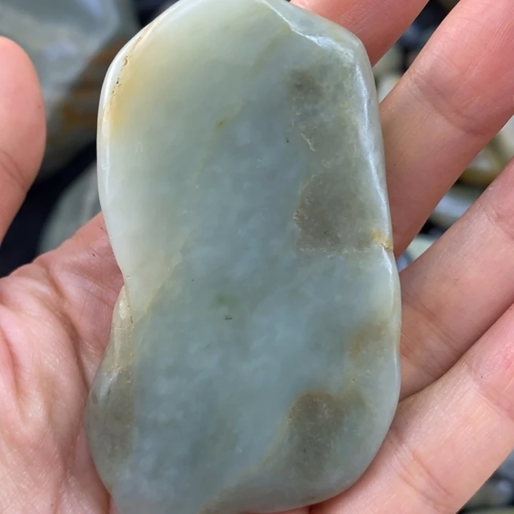 未镶嵌和田玉（糖玉）挂件