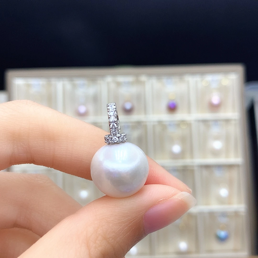 淡水珍珠合金颈饰
