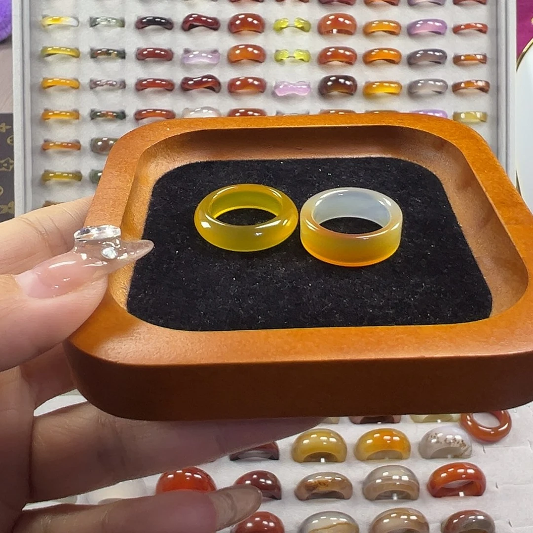 玛瑙/玉髓未镶嵌戒指B19不退换16.8港14两只