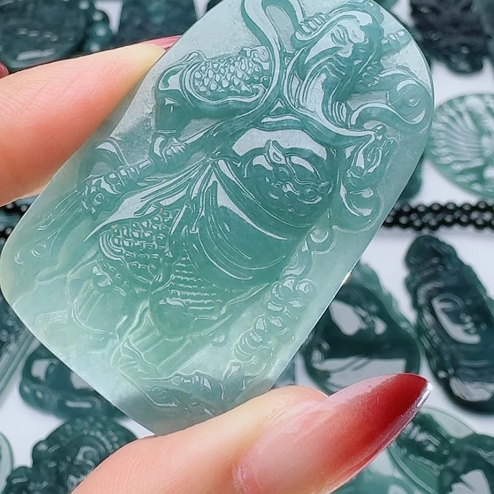 颈饰未镶嵌翡翠多样性发其一