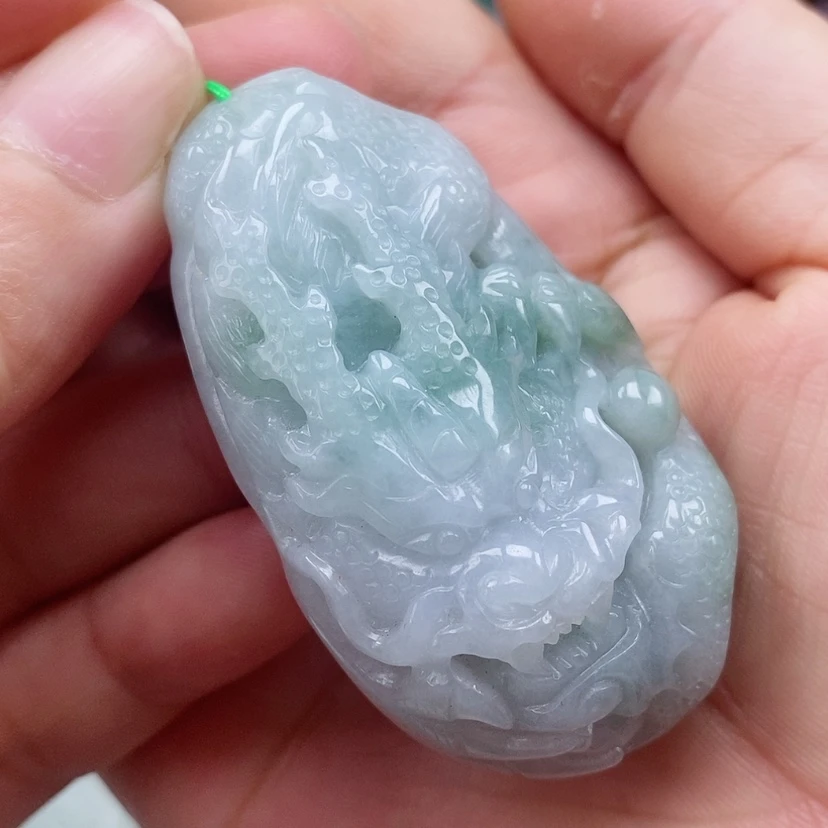 【闪购商品】翡翠未镶嵌颈饰天然缅甸翡翠A货龙牌