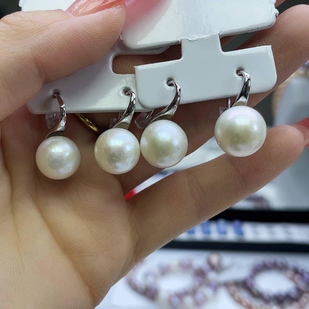 淡水珍珠吊坠未镶嵌