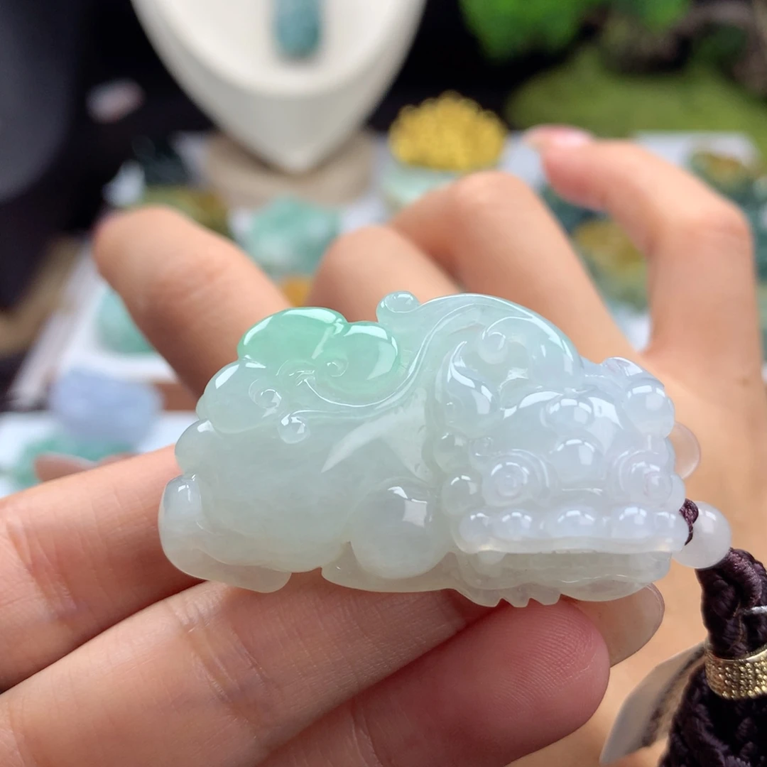 翡翠未镶嵌颈饰A28 霸王貔貅