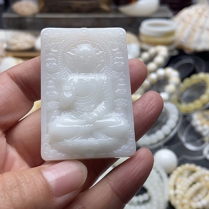 非金属贝壳玉化八大守护牌