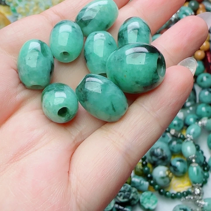 翡翠未镶嵌颈饰天然A货218
