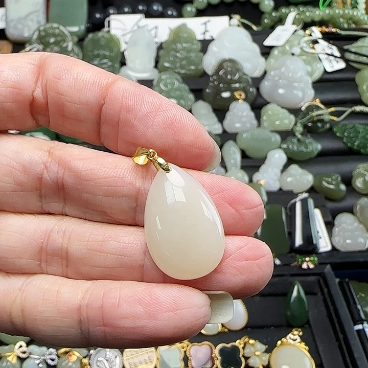 小***学和田玉银S925镶嵌颈饰