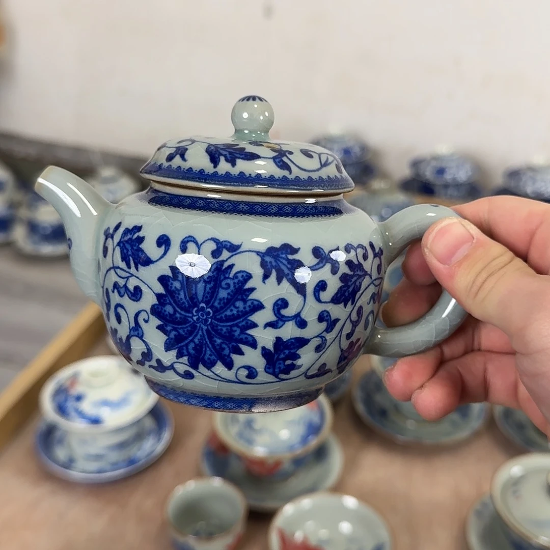 缠枝莲壶的的的的的