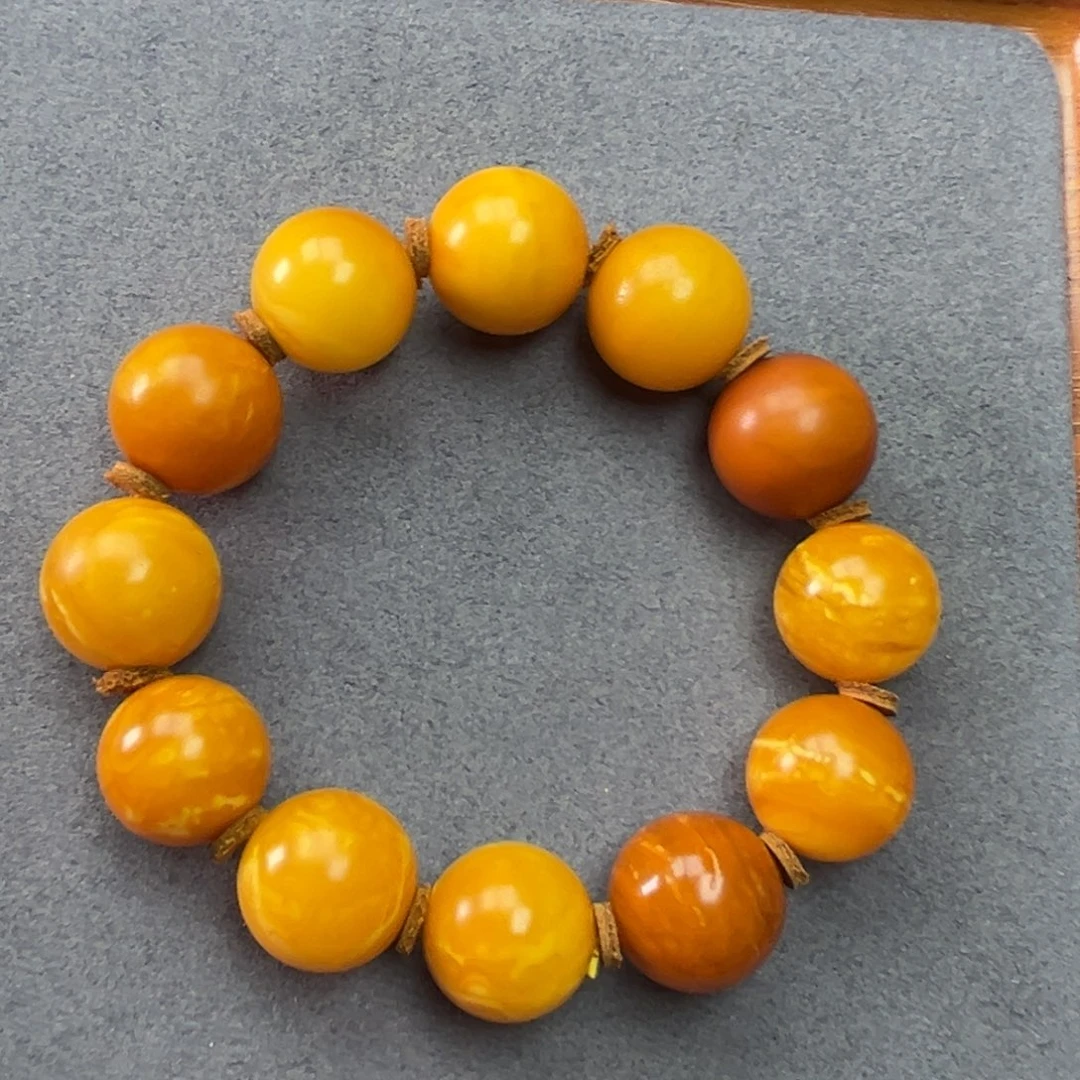 未镶嵌吊坠(不含链)蜜蜡