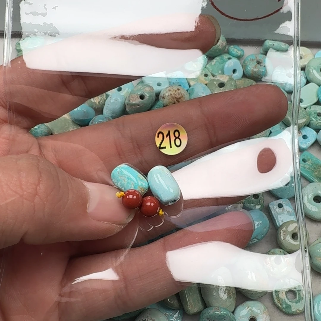 南红玛瑙未镶嵌珠宝奇石