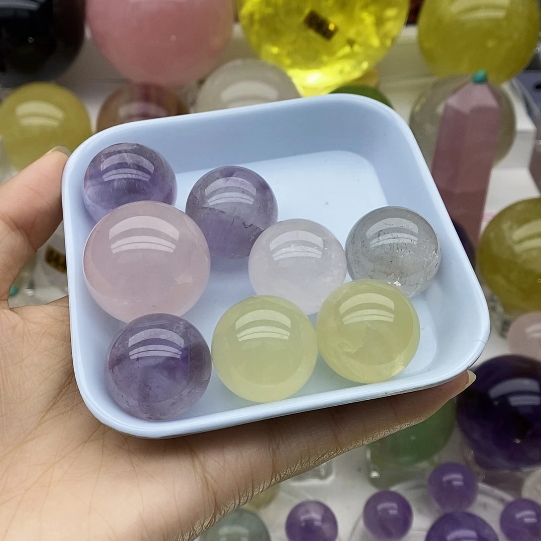 未镶嵌珠宝半成品水晶?****草1号