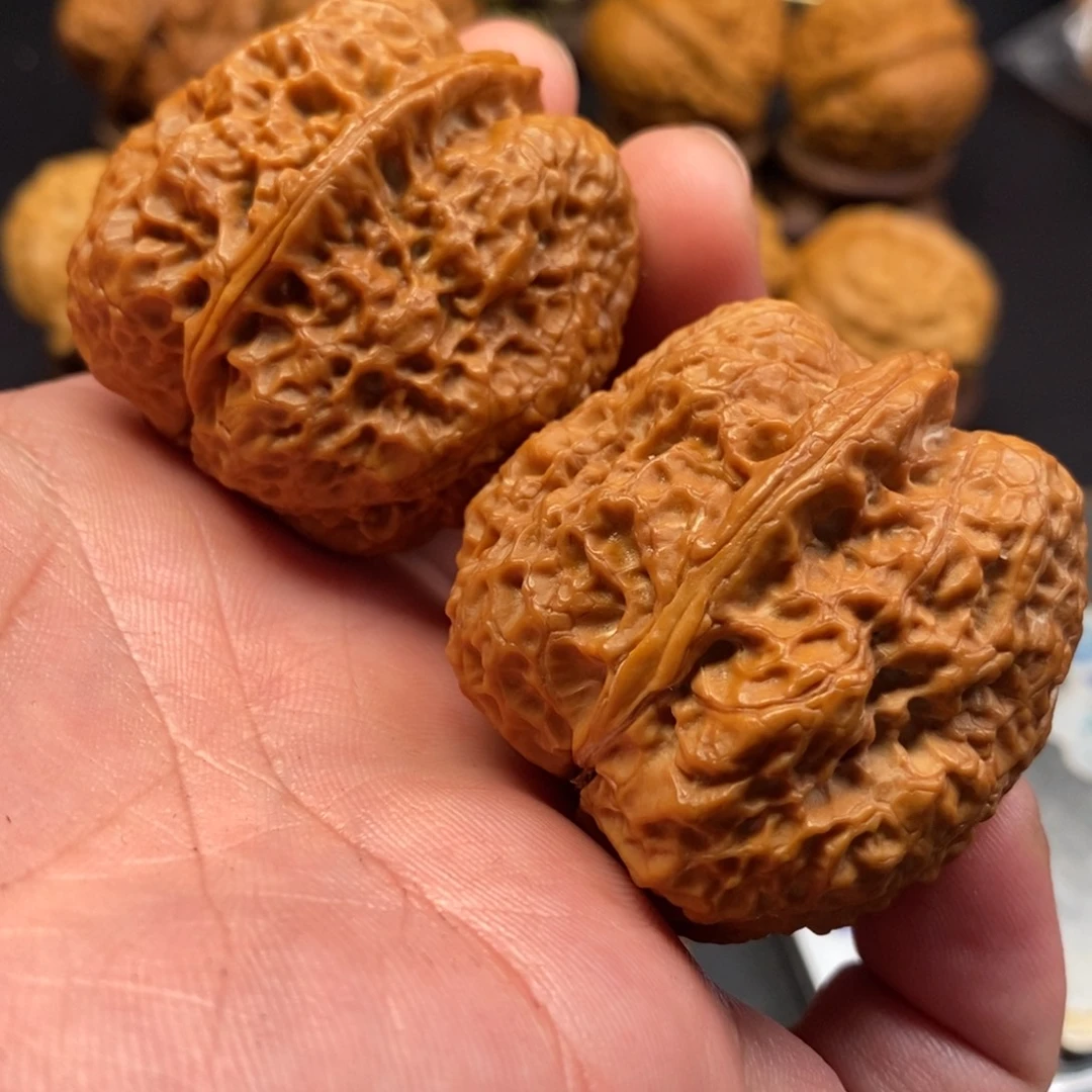 把件文玩核桃龙顶蛤蟆