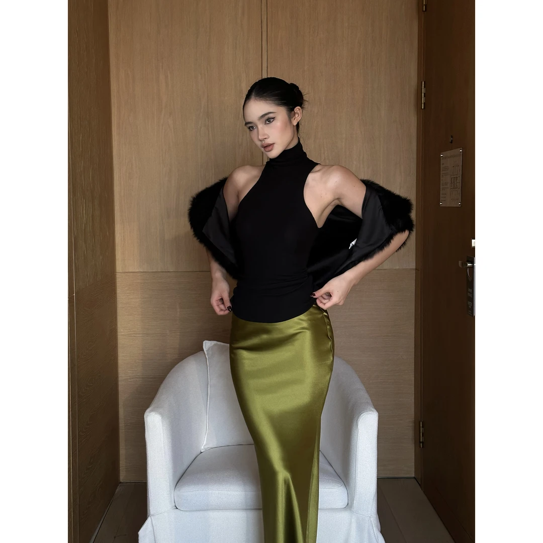 人造皮草 rovente 呼啸山庄 黑色短款宽松高级气质保暖毛毛外套