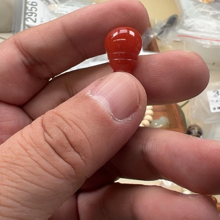 吊坠白玉菩提红色3306