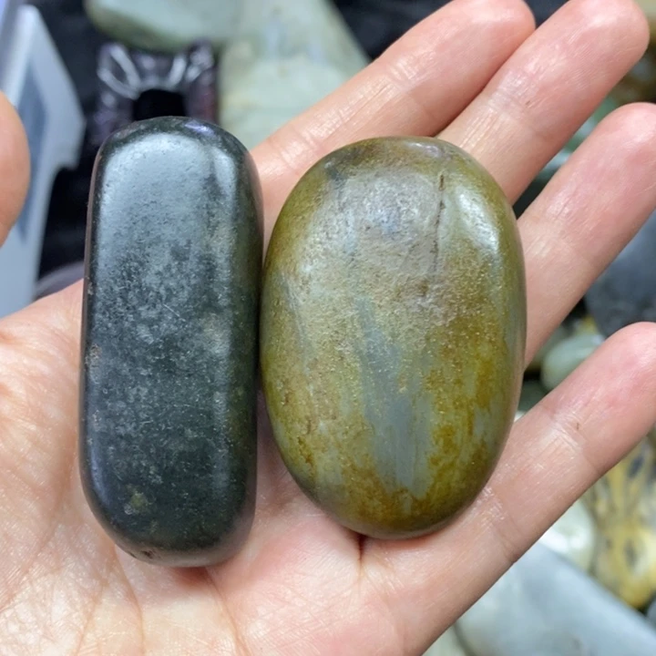 未镶嵌和田玉（糖玉）挂件豆**三