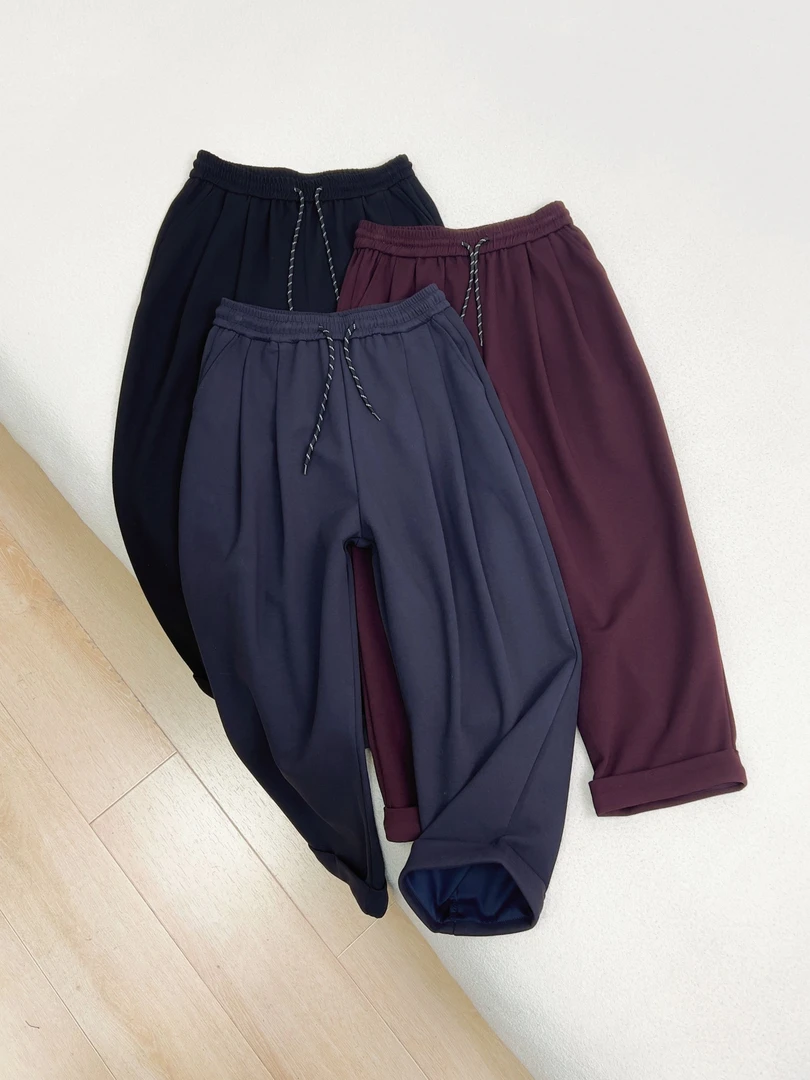 【女王洛克】早春新款垂感直筒裤松紧腰显瘦休闲裤女LK81438