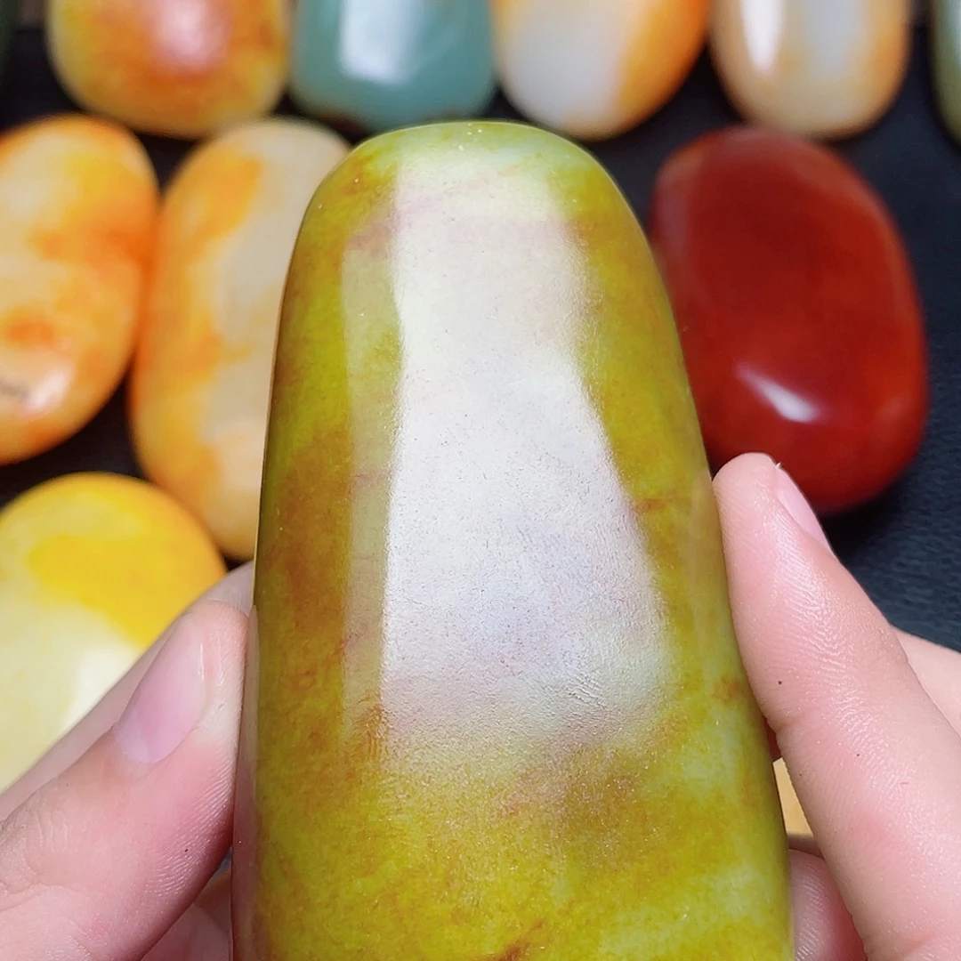 和田玉未镶嵌珠宝奇石