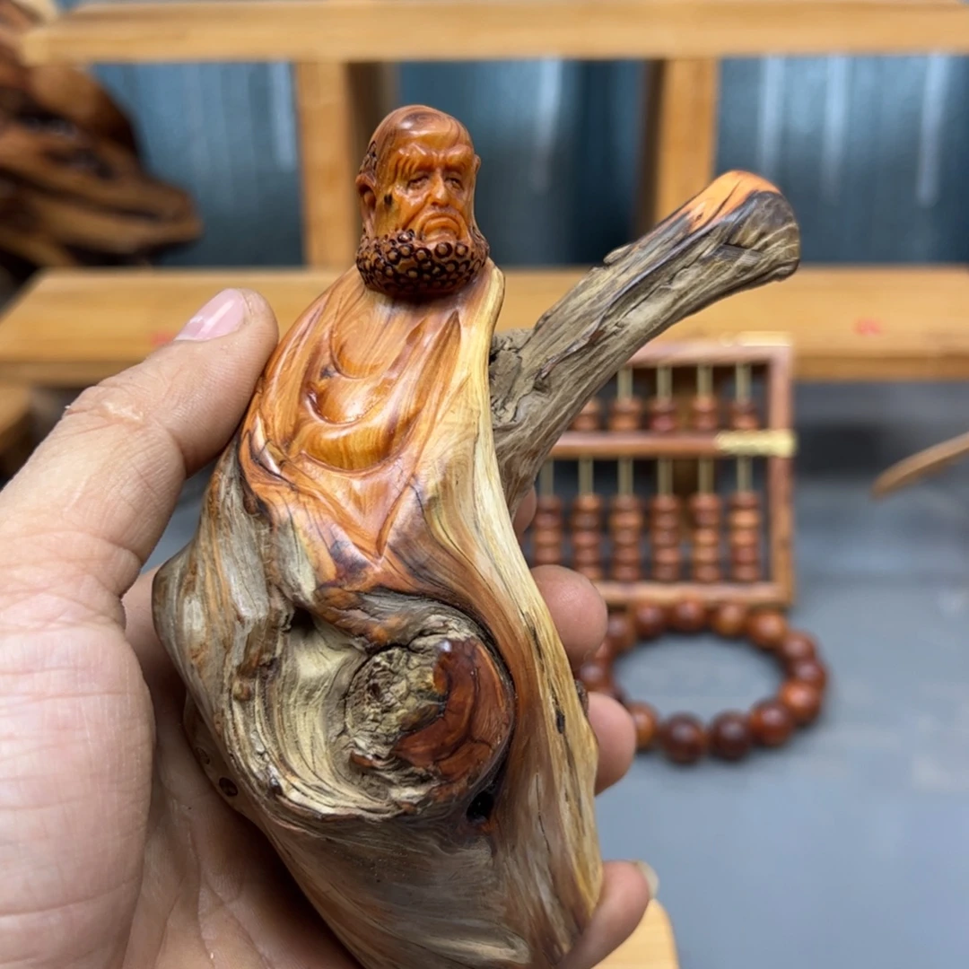 认***己木崖柏木摆件手把件