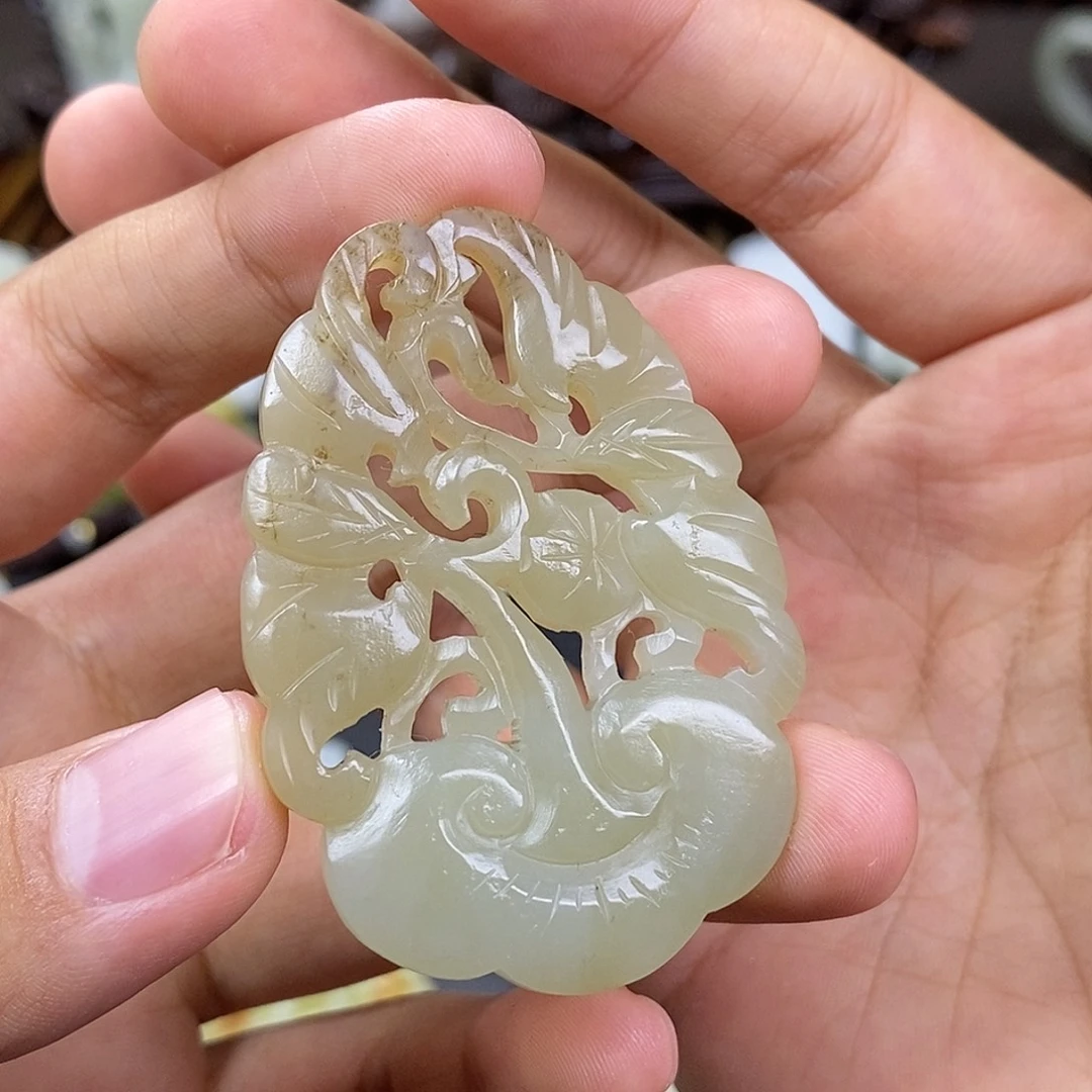 和田玉未镶嵌挂件