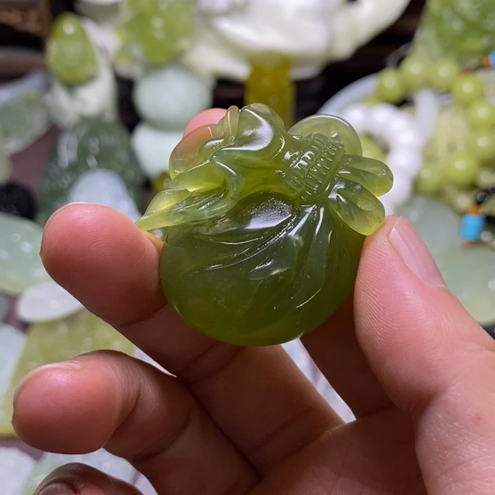 岫玉未镶嵌岫玉颈饰
