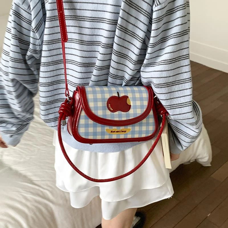 红色苹果手提包小拎包女小众设计感2025超火夏天小清新斜挎腋下包