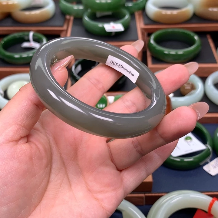 和田玉6061圈口未镶嵌