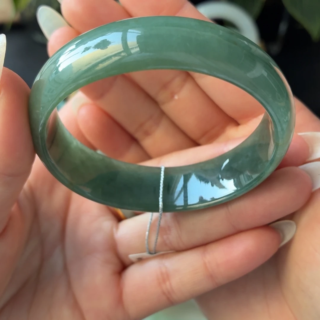 翡翠未镶嵌手镯天然