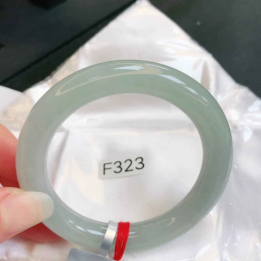 【闪购商品】翡翠手镯未镶嵌缅甸天然a货翡翠