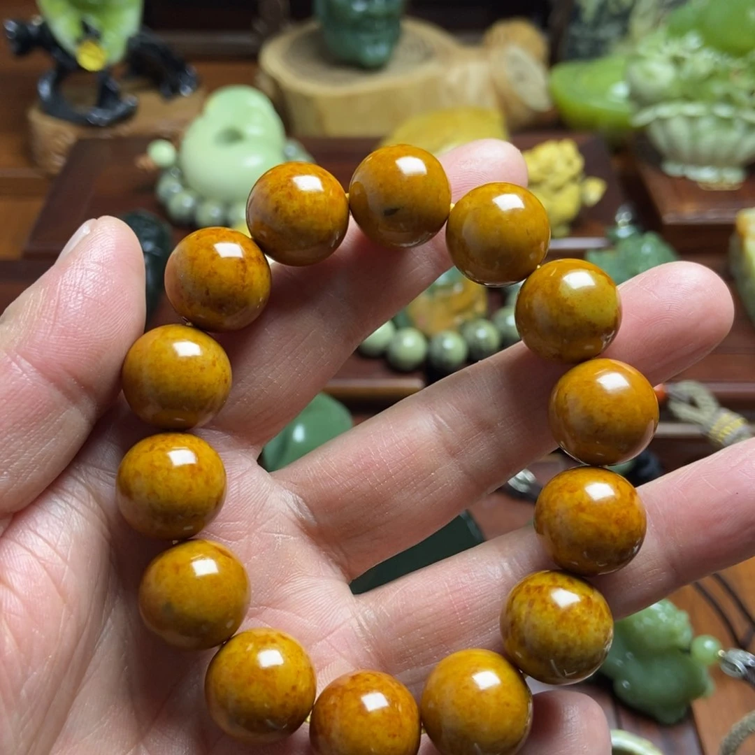 透闪石质玉手串未镶嵌