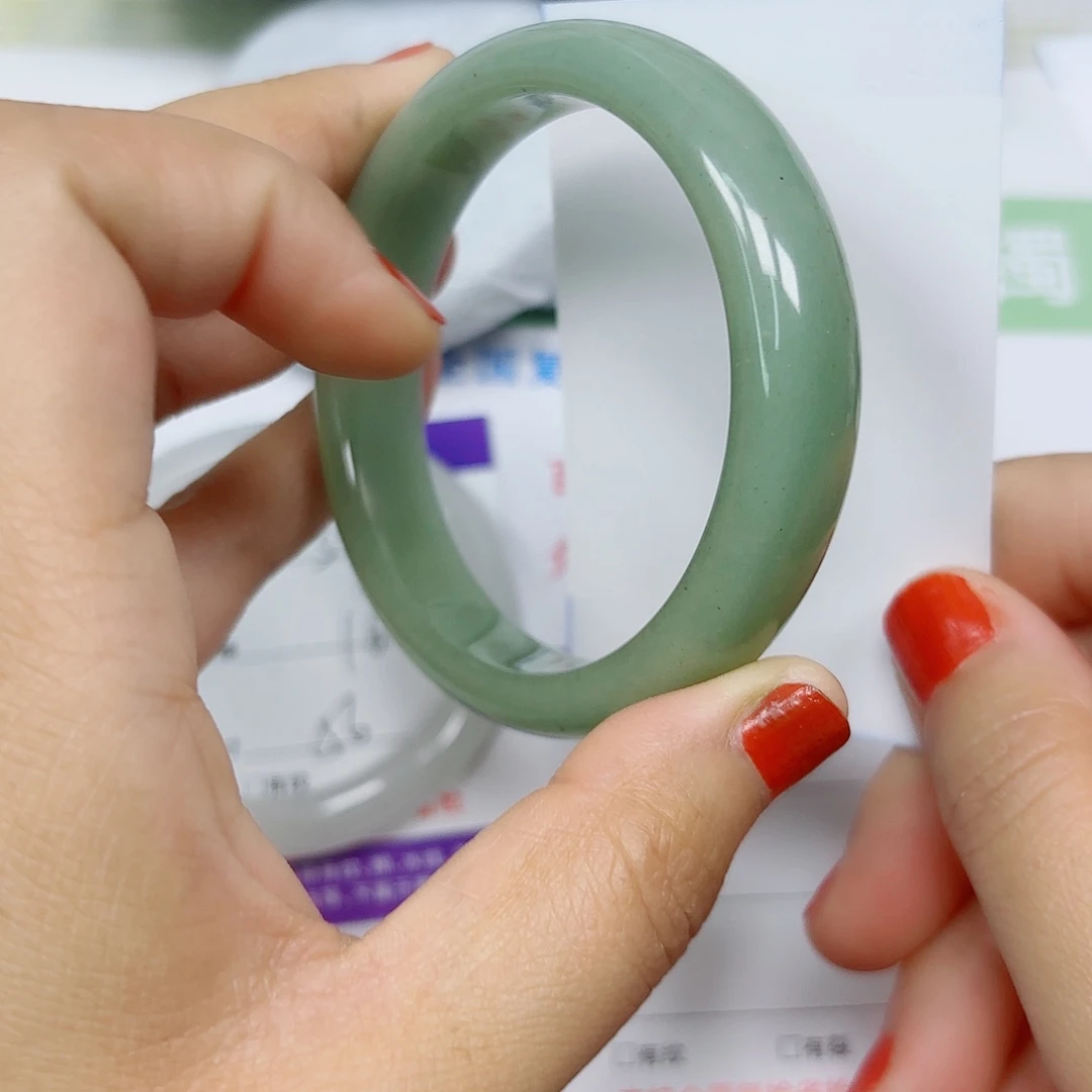 石英质玉未镶嵌手镯40/585759