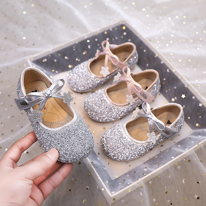 女童时尚亮片水晶鞋2025春秋新款魔术贴公主鞋中大童浅口百搭皮鞋