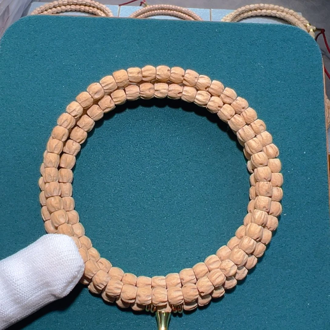 吊坠柏香籽/百香籽甜****?玉玲珑