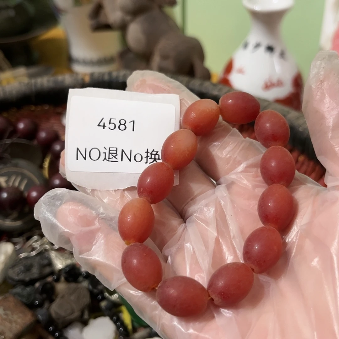 乐***遥老挝石4581号工艺品