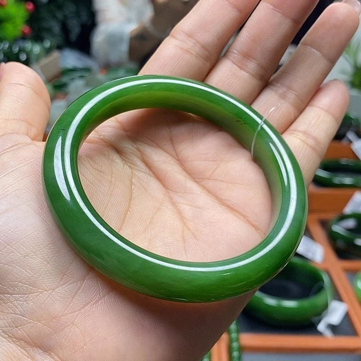 和田玉（碧玉）手镯未镶嵌