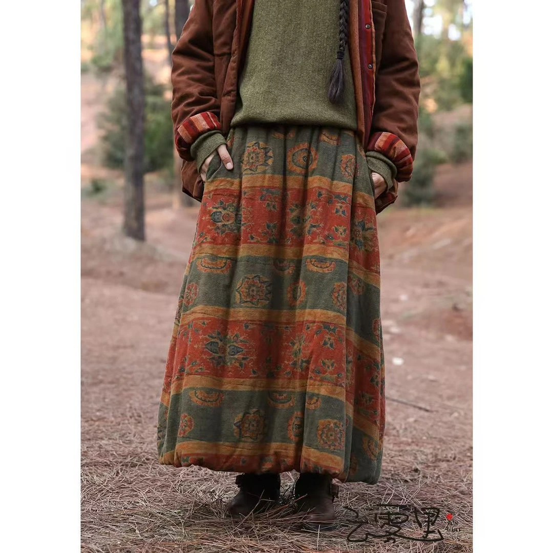 【云雾里】 3051适华丽缤纷针织棉半裙