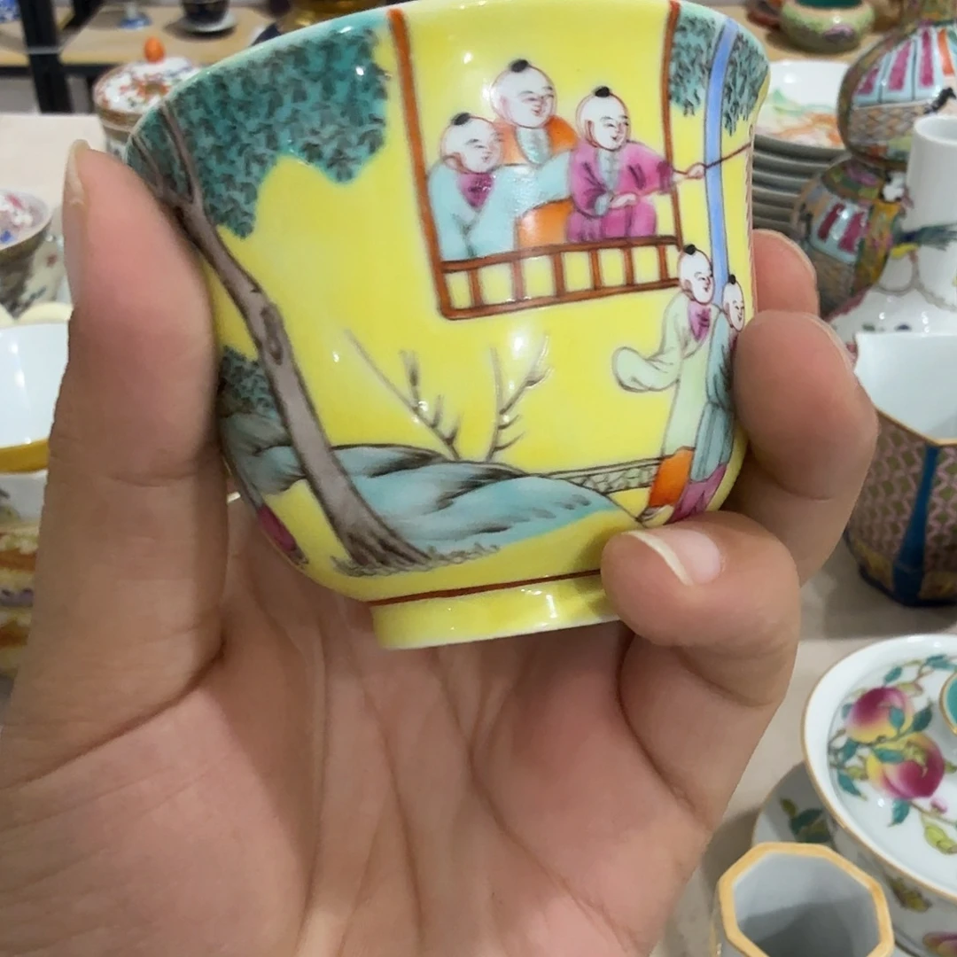 瓷片摆件等方式在不同行业上