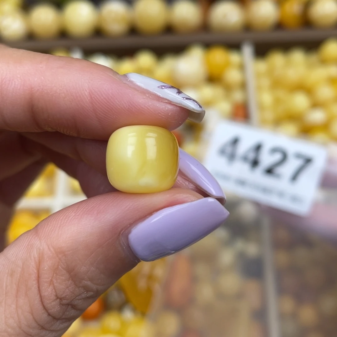 未镶嵌蜜蜡珠宝奇石12.6